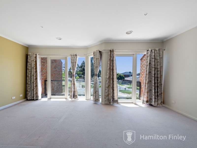 45 Herriotts Boulevard, Glen Waverley VIC 3150