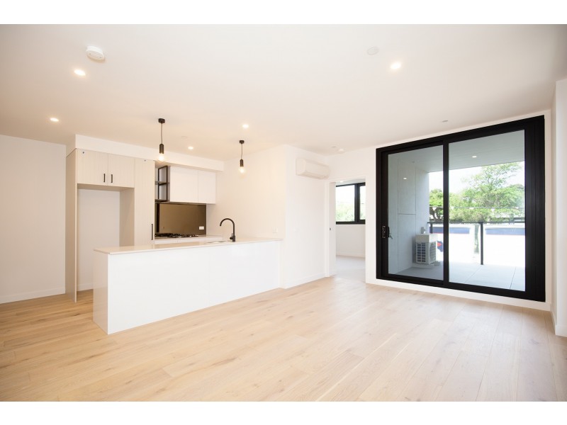 28 Swindon Road, Hughesdale VIC 3166