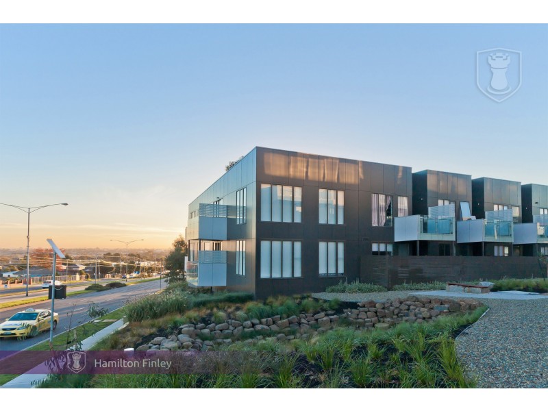 4 Yarra Bing Cresent, Burwood VIC 3125