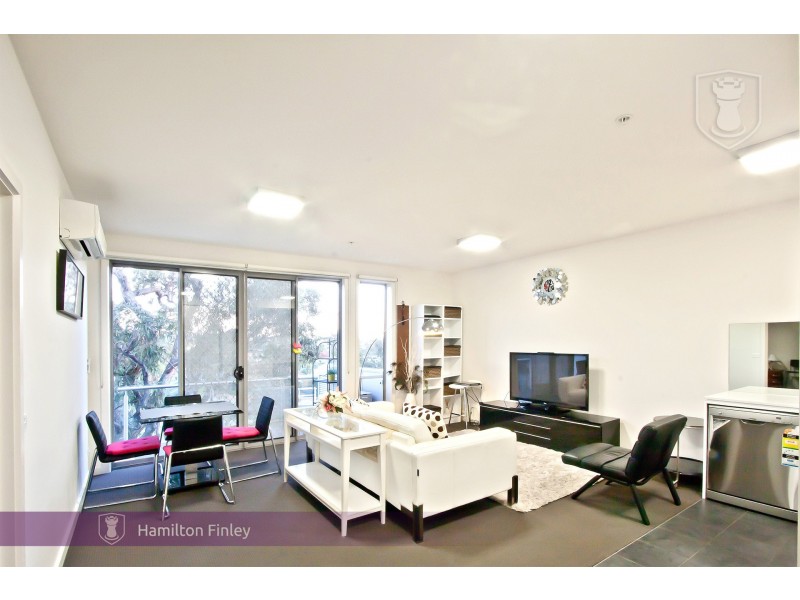 4 Yarra Bing Cresent, Burwood VIC 3125