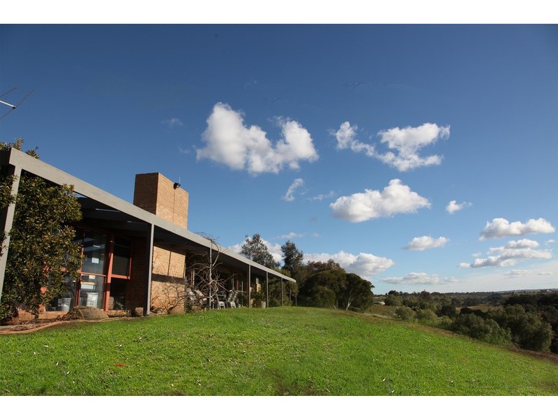 35 Hickey Road, Bacchus Marsh VIC 3340