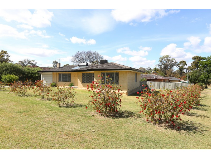 1 Nye Way, Orelia WA 6167