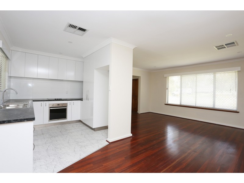 1 Nye Way, Orelia WA 6167