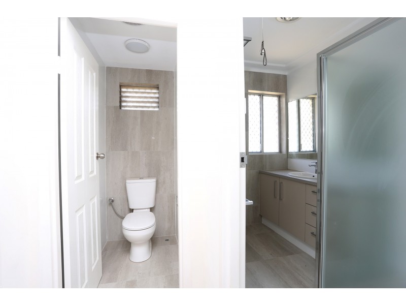 1 Nye Way, Orelia WA 6167