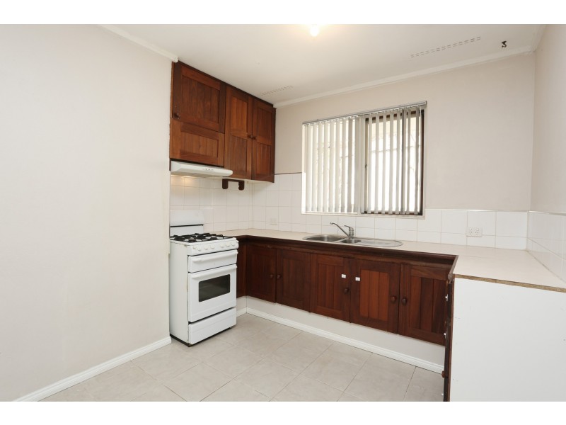 3 Maycock Place, Orelia WA 6167