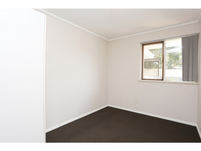 3 Maycock Place, Orelia WA 6167