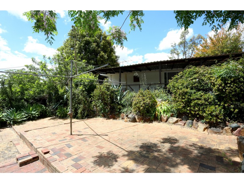 3 Maycock Place, Orelia WA 6167