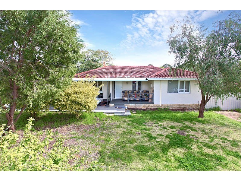 19 Parmelia Avenue, Parmelia WA 6167
