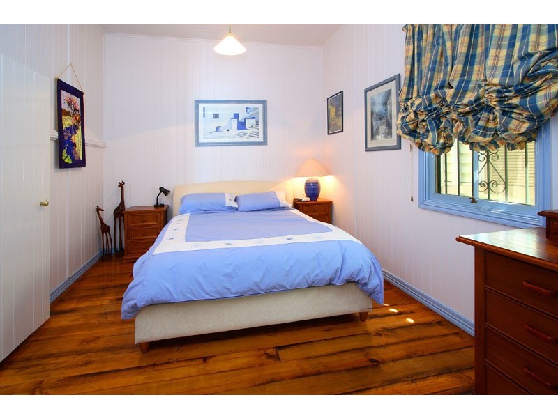 57 Wellington Street, Wooloowin QLD 4030