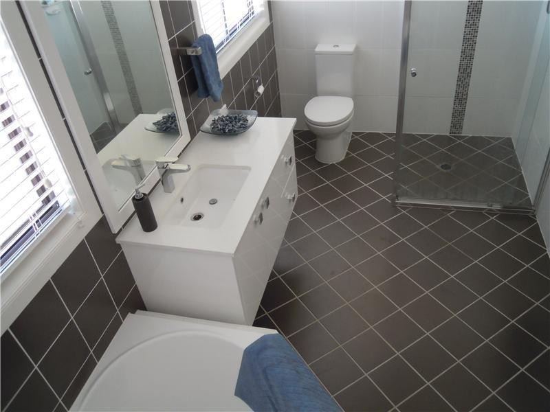 2 Venice Place, Guildford West NSW 2161