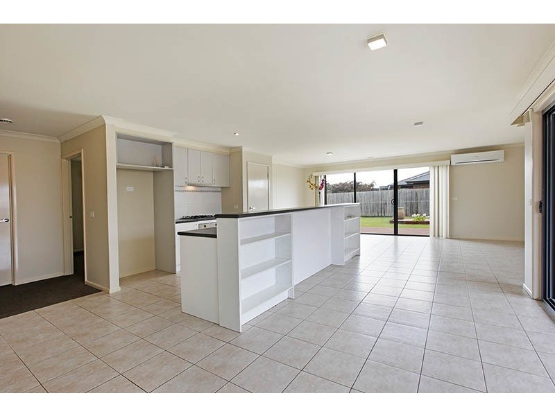 6 Nell Link, Leopold VIC 3224