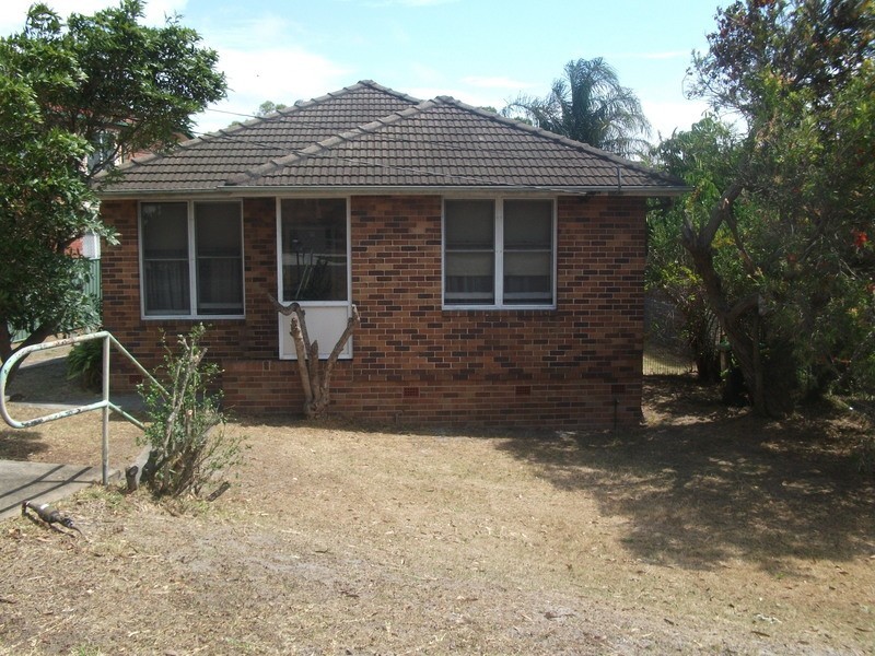 2 Lasseter Avenue, Chifley NSW 2036