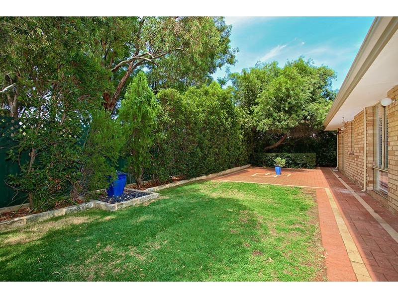 2/5 Shann Grove, Kardinya WA 6163
