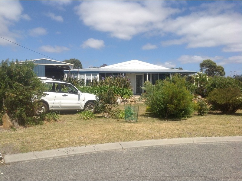 6 Kybra Close, Bremer Bay WA 6338