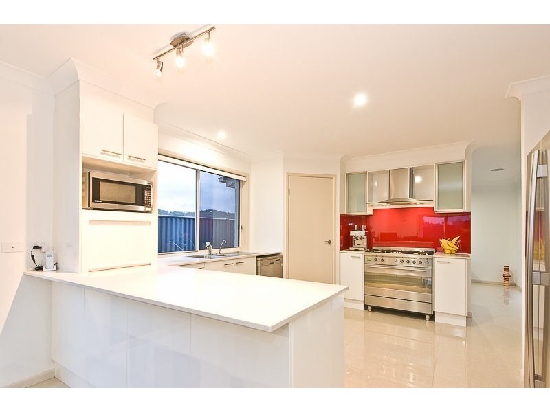 2 Butlers Close, Upper Kedron QLD 4055