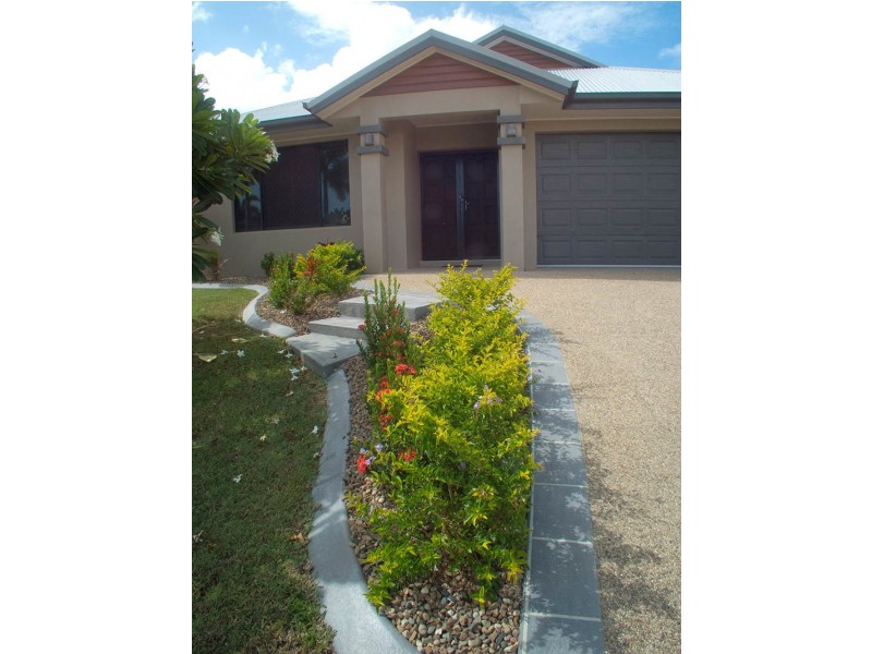 10  Redbank Court, Mount Louisa QLD 4814