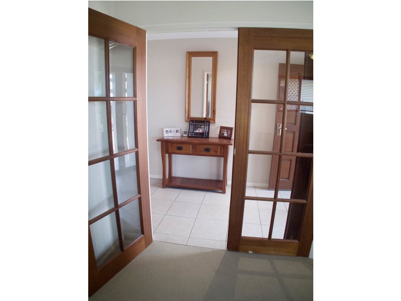 10  Redbank Court, Mount Louisa QLD 4814