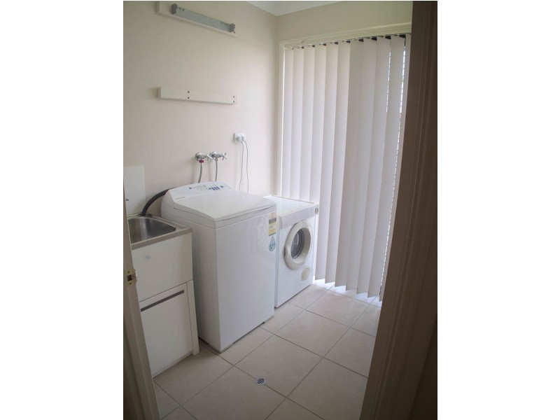 10  Redbank Court, Mount Louisa QLD 4814