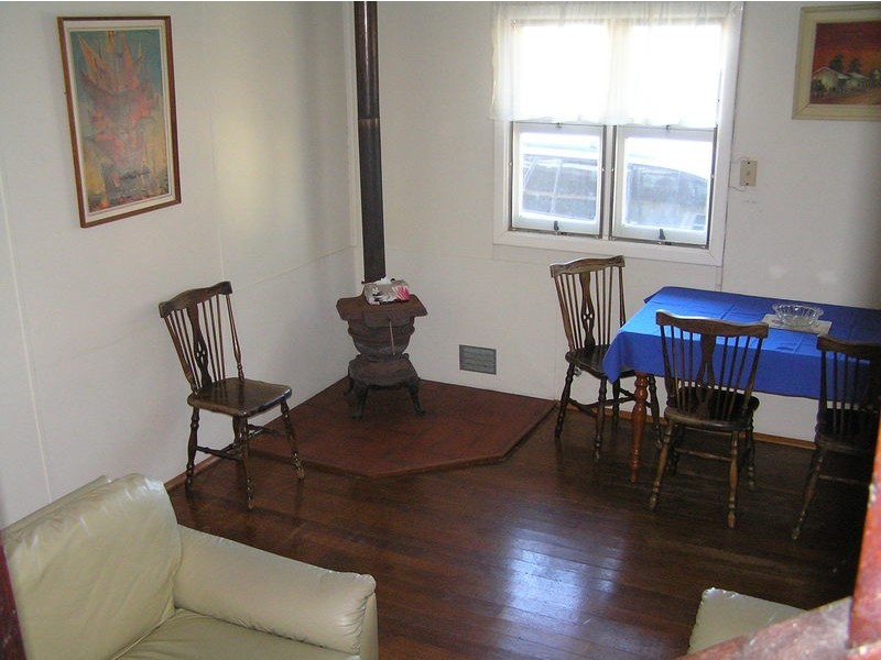 15 South Road, Shoalwater WA 6169