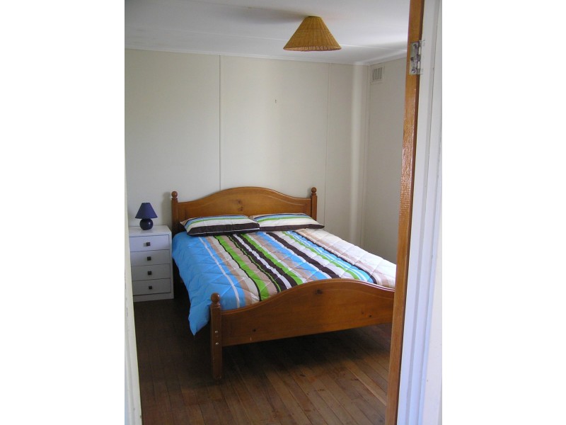 15 South Road, Shoalwater WA 6169