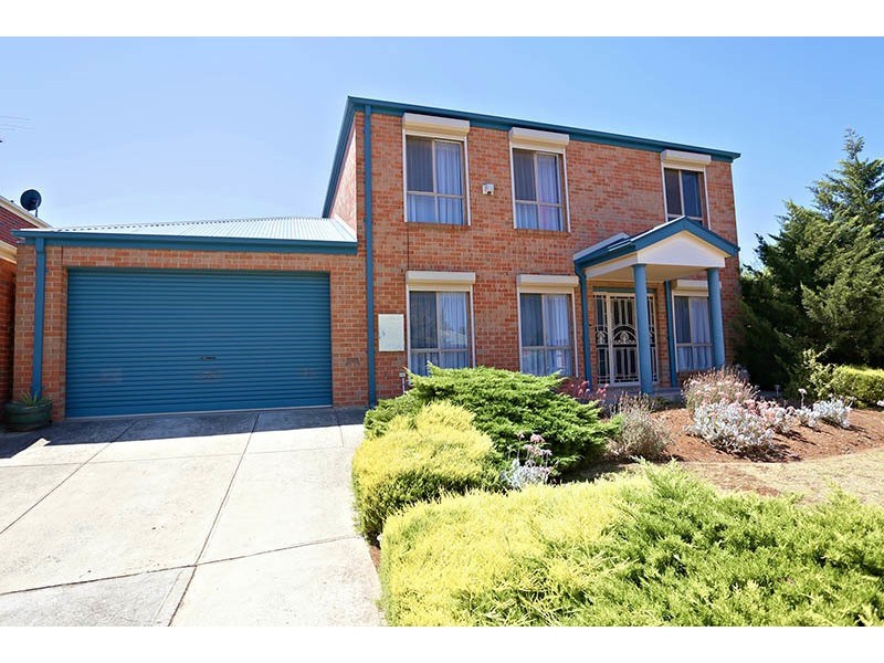 2 Freeman Avenue, Burnside VIC 3023