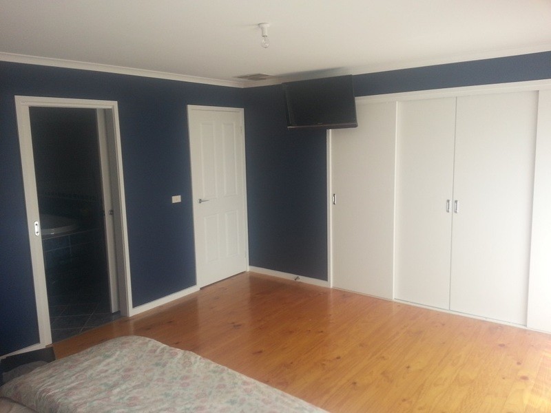 2 Freeman Avenue, Burnside VIC 3023