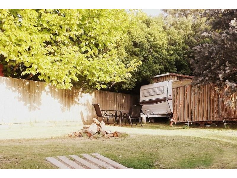 12 Dundee Court, Pakenham VIC 3810