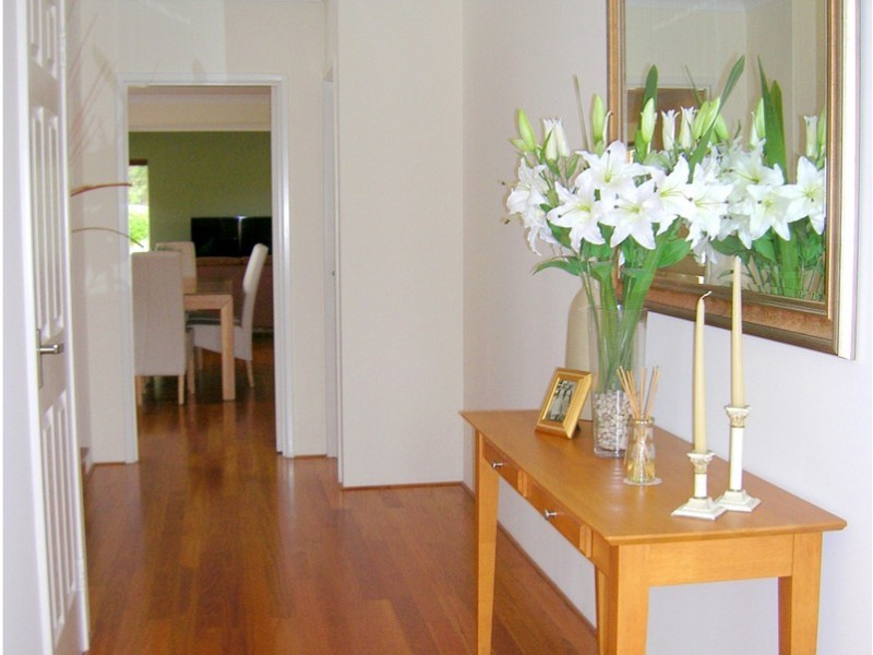 8 India Street, Inglewood WA 6052