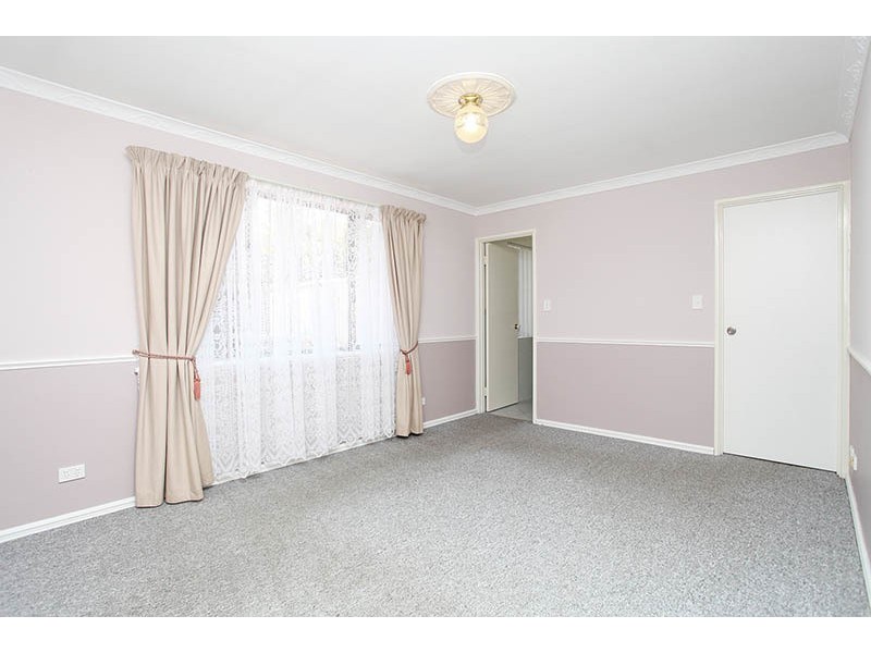 8 Alperton Court, Kingsley WA 6026