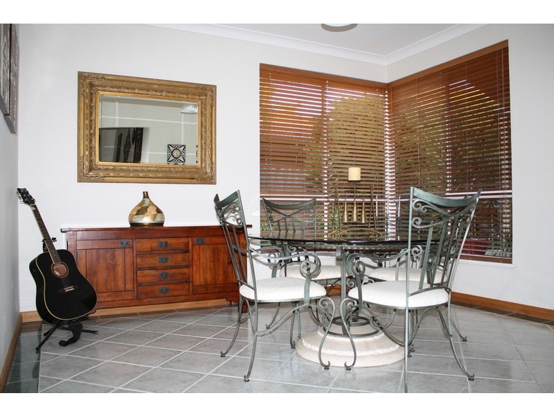 10 Tanning Way, Woodvale WA 6026