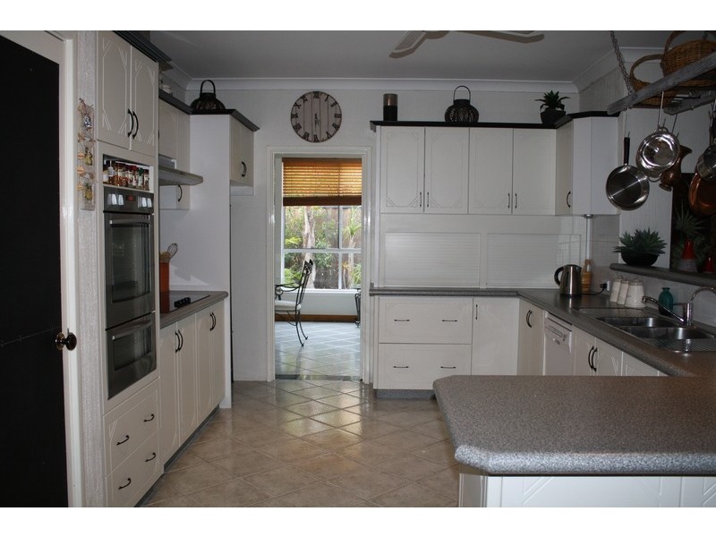 10 Tanning Way, Woodvale WA 6026