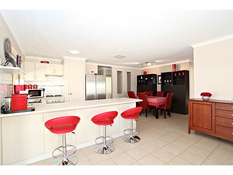 22 Hughes Street, Canning Vale WA 6155