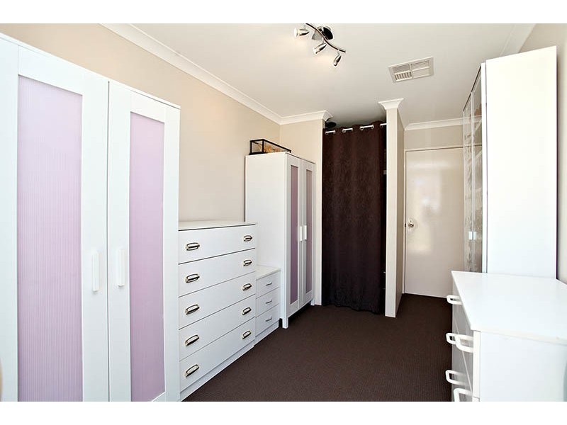 22 Hughes Street, Canning Vale WA 6155
