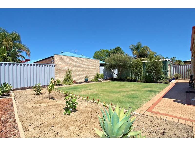 22 Hughes Street, Canning Vale WA 6155