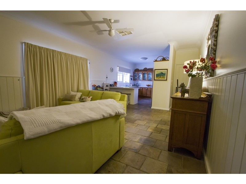 4 Ovens Terrace, Tarrawingee VIC 3678