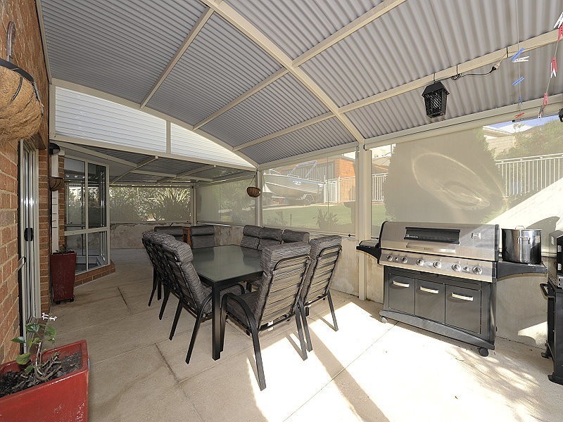 30 Rees Place, Wannanup WA 6210