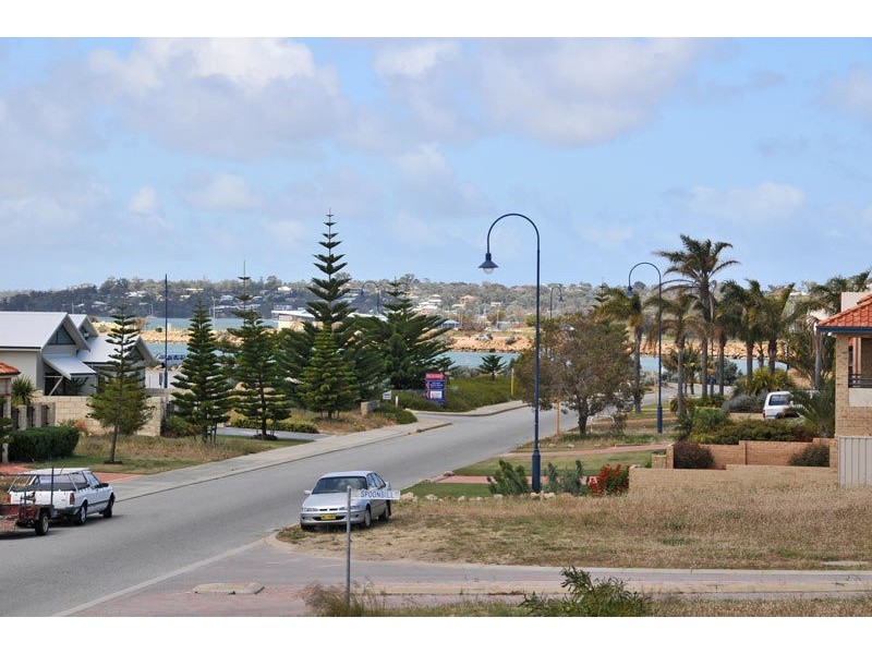 30 Rees Place, Wannanup WA 6210