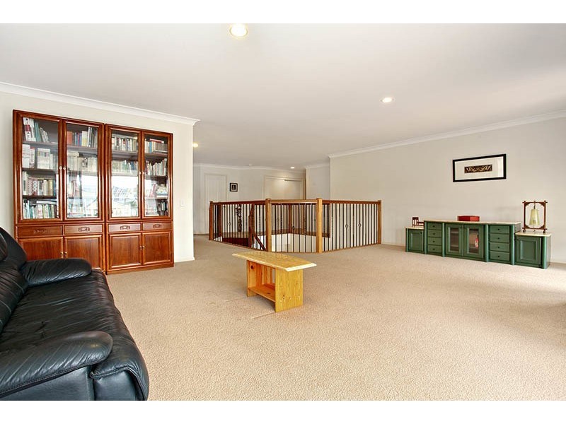 7 Candlewood Court, Stretton QLD 4116