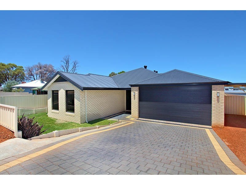 7 Wylam Road, Collie WA 6225