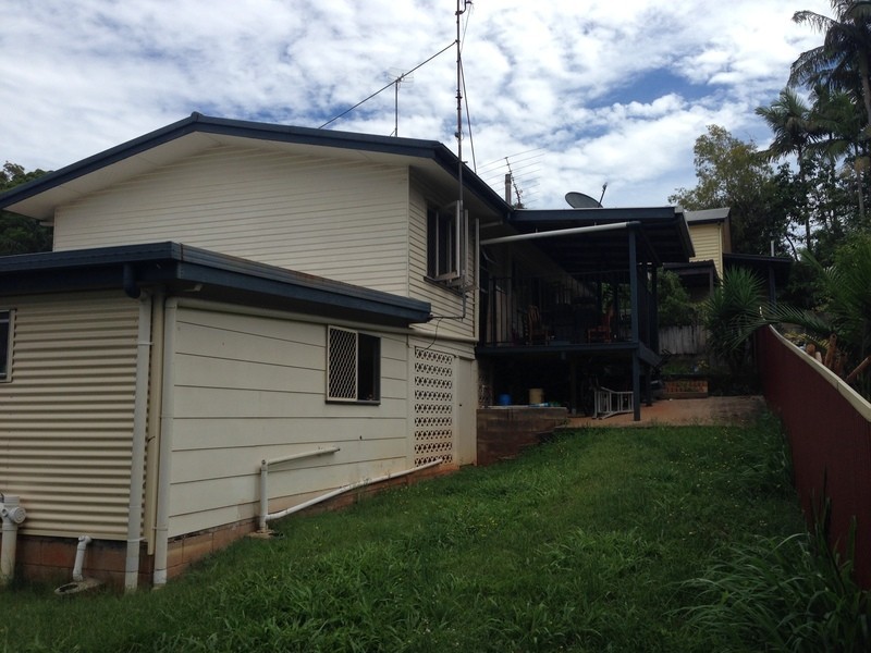 4 Hill Street, Palmwoods QLD 4555