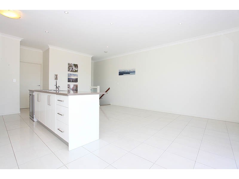 3/104 Adelaide Street, Carina QLD 4152