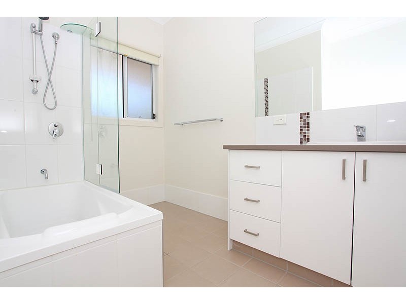 3/104 Adelaide Street, Carina QLD 4152