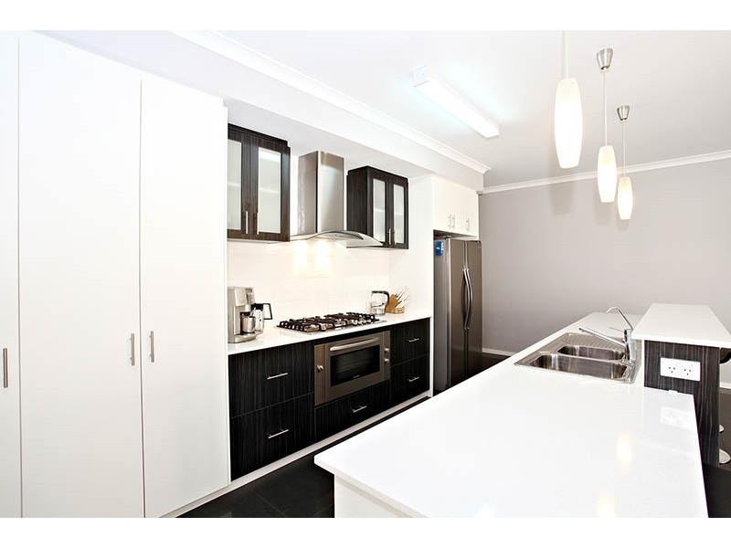 69 Birkett Ave, Beeliar WA 6164