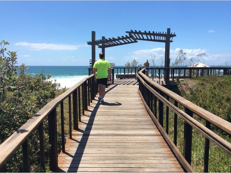 17 Surfside Lane, Mount Coolum QLD 4573