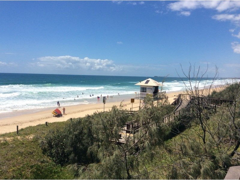 17 Surfside Lane, Mount Coolum QLD 4573
