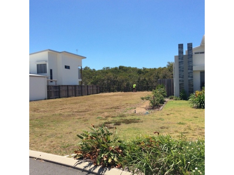 17 Surfside Lane, Mount Coolum QLD 4573