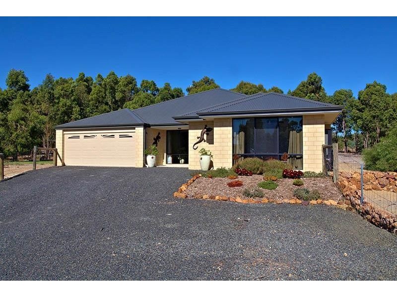 18 Duce Drive, Boyanup WA 6237