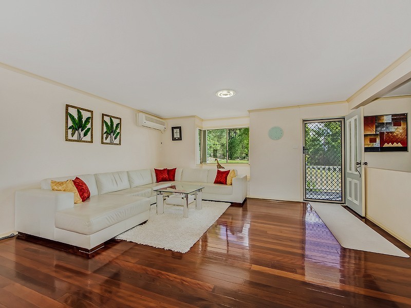 18 Tarrant Drive, Mudgeeraba QLD 4213