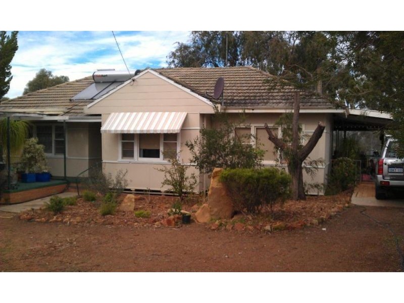 18 Purkiss Drive, Northam WA 6401