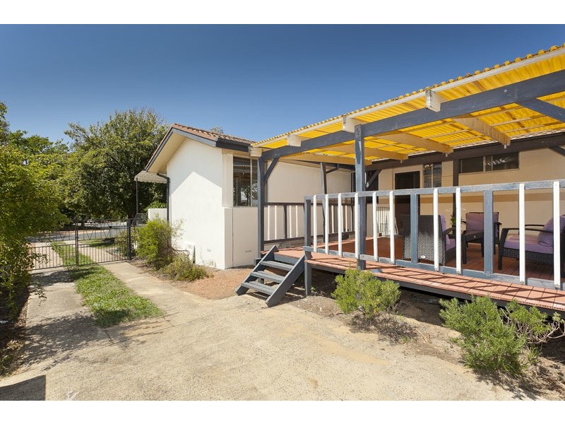 18 Pennefather Street, Higgins ACT 2615